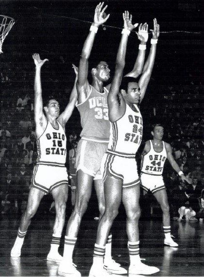 Ed Smith Guarding Lew Alcindor